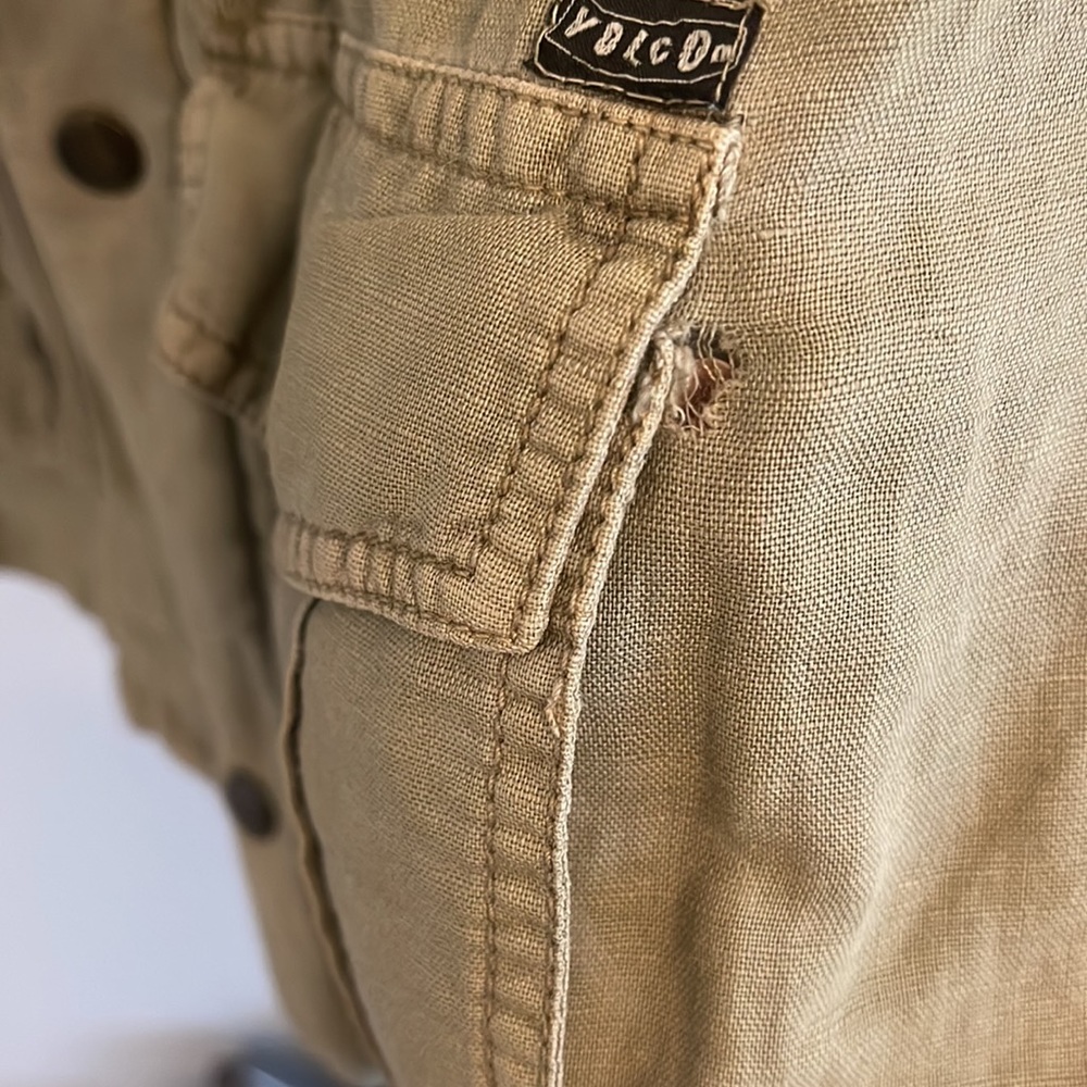 Volcom light weight jacket - Picture 4 of 4